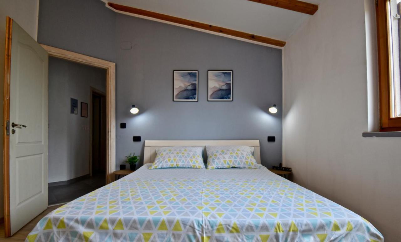Relaxing Holiday House With Terrace Sea View Медулин Екстер'єр фото